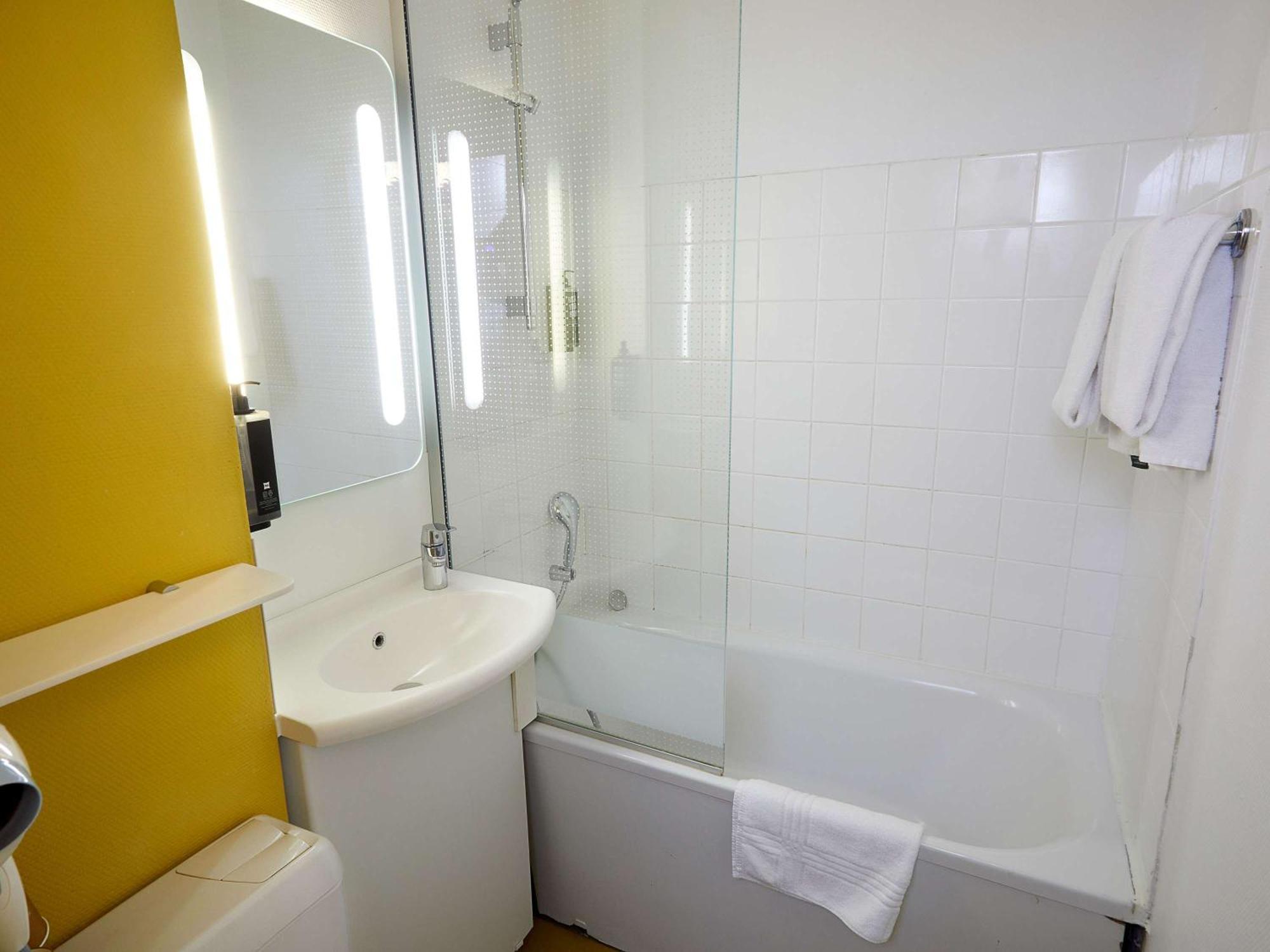 Hotel Ibis Auxerre Sud Venoy Exterior foto