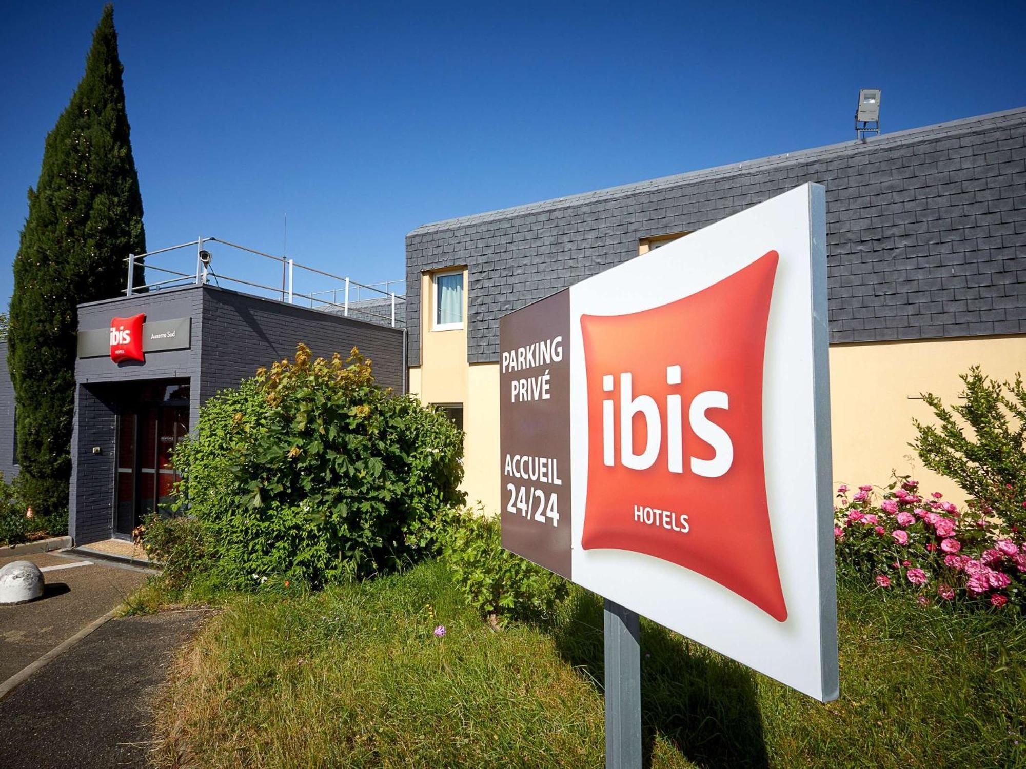 Hotel Ibis Auxerre Sud Venoy Exterior foto