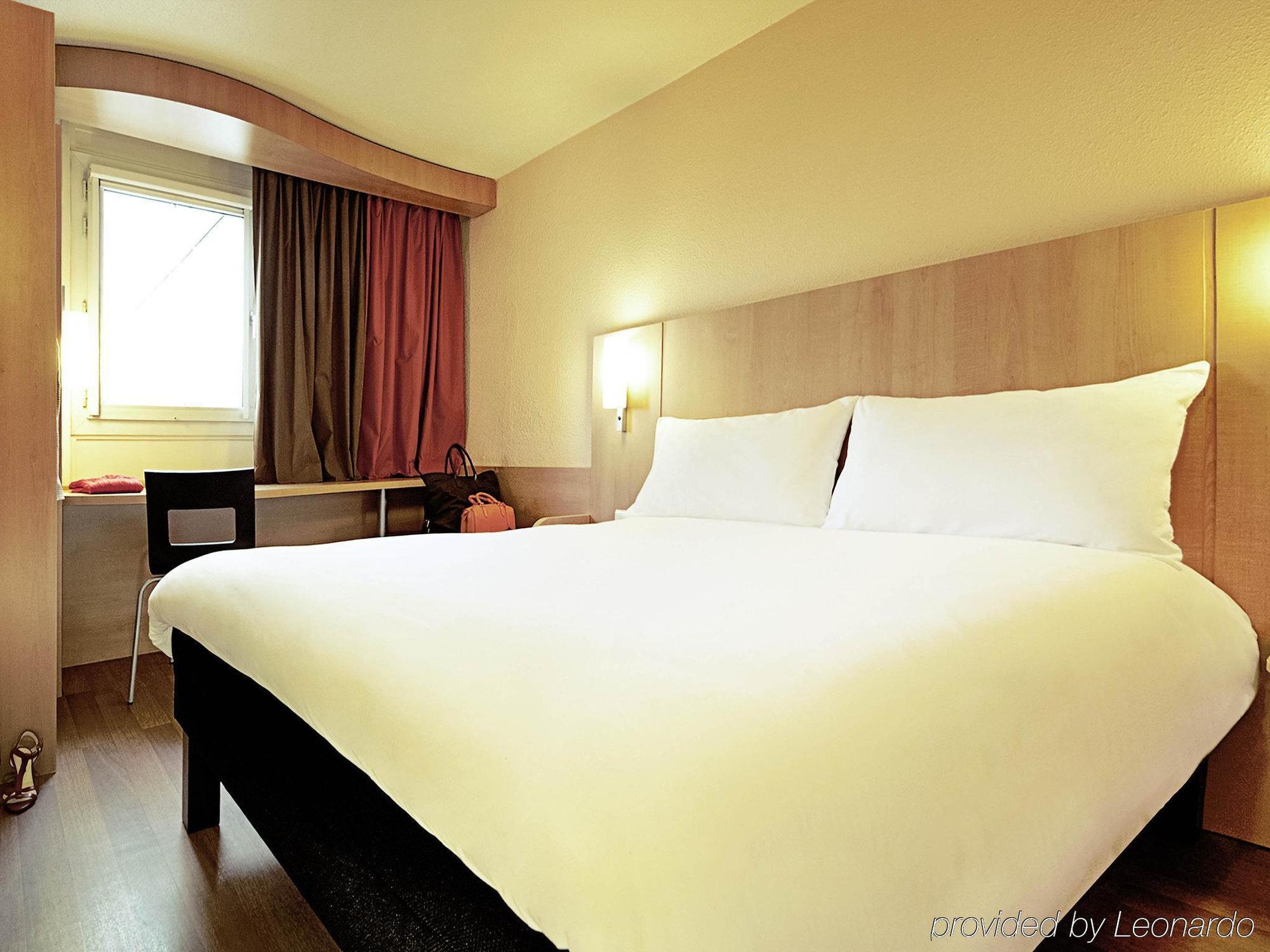 Hotel Ibis Auxerre Sud Venoy Exterior foto