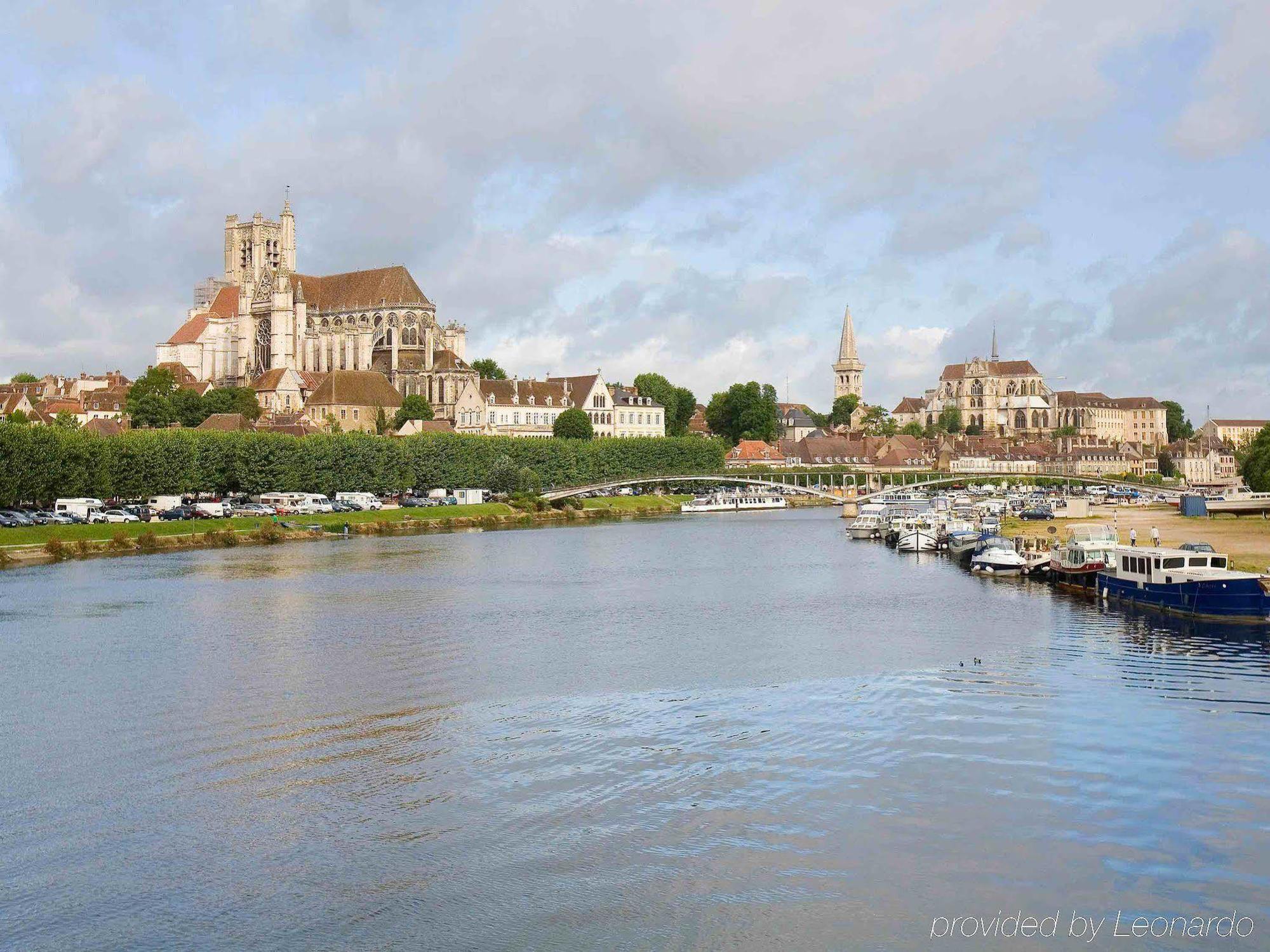 Hotel Ibis Auxerre Sud Venoy Exterior foto