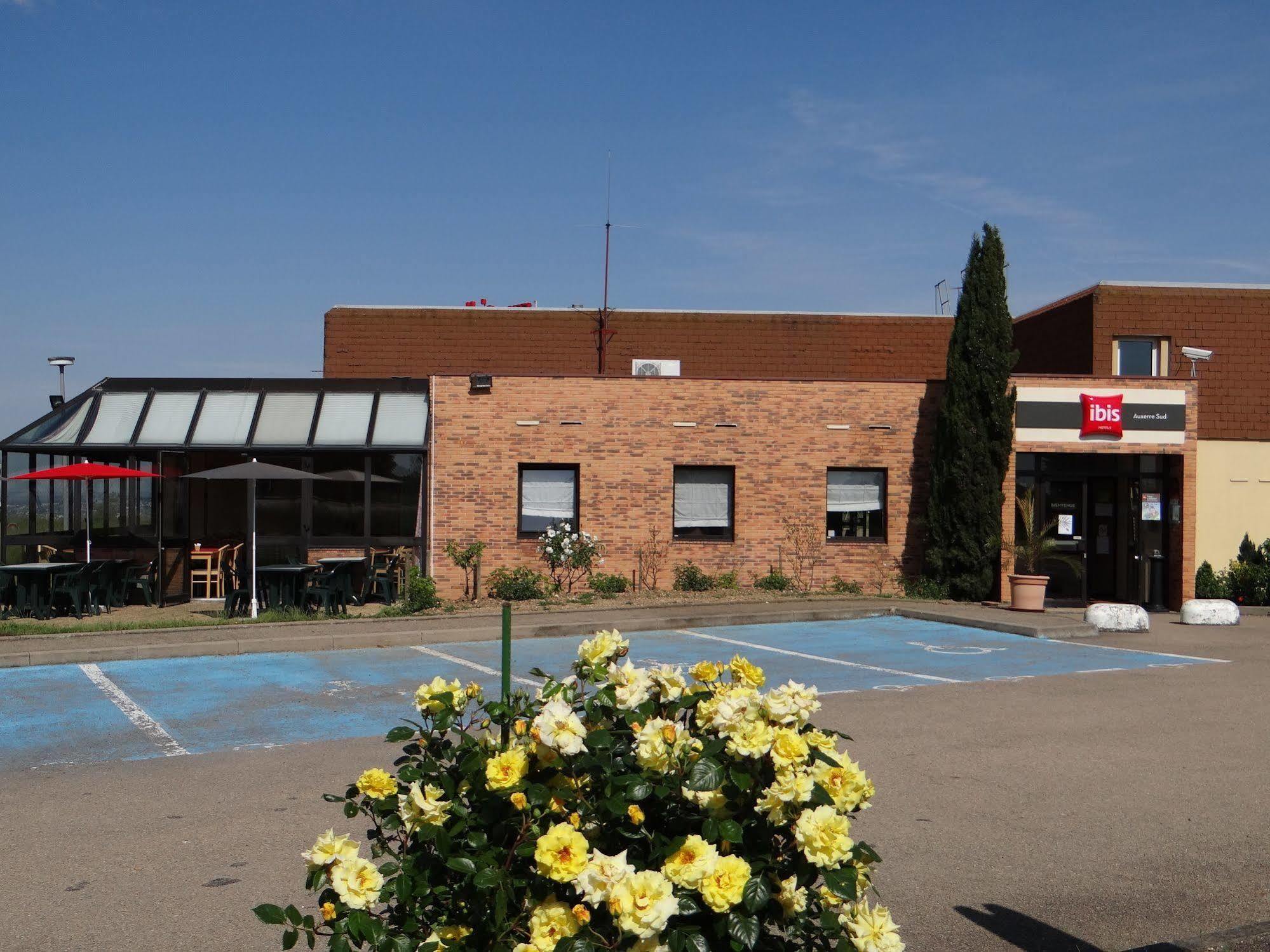 Hotel Ibis Auxerre Sud Venoy Exterior foto
